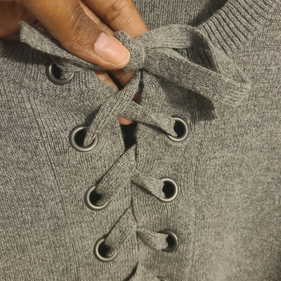 Madewell | Women's Gray 100% Wool Drawstring Lace Up Neck Sweater (Size Small) - Picture 6 of 12